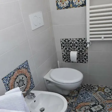 Casa Mida - 3* Пецце-ди-Греко